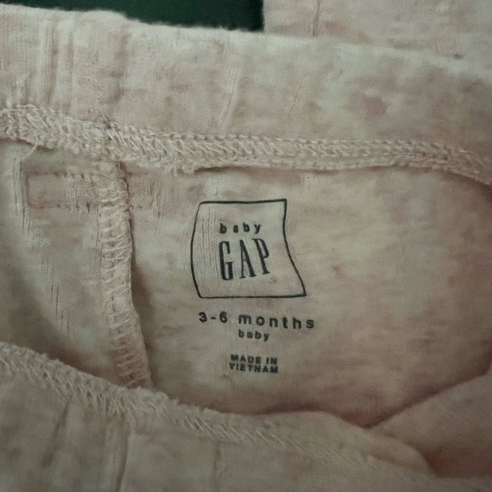 GAP Girl’s leggings & Colorful Socks Collection - Picture 2 of 5